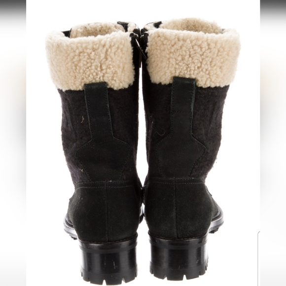 Chanel CC logo   Padlock  Winter Boots - Picture 4 of 9